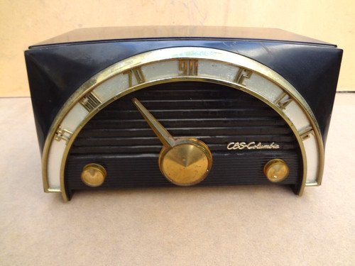 ꙮ 1954 burgundy - bakelite, cbs